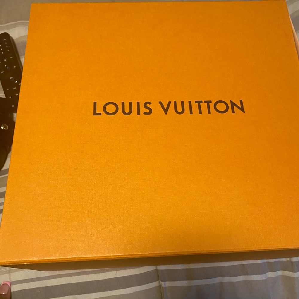 Brand New Designer Boots! - Picture 1 of 5